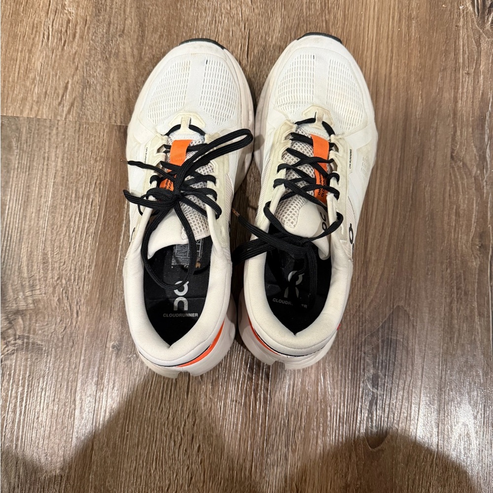 White and Orange Oncloud Women’s Tennis Shoe